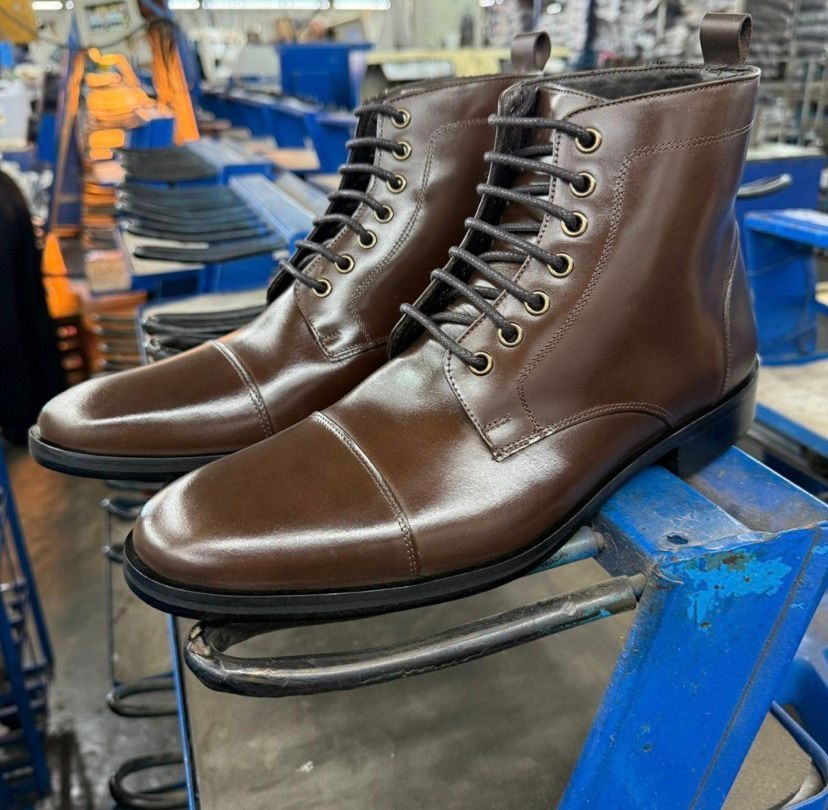 Bota Coturno