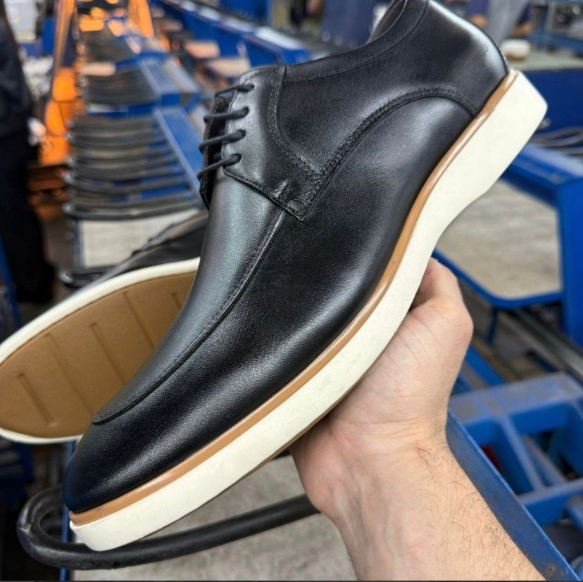 Blucher Preto