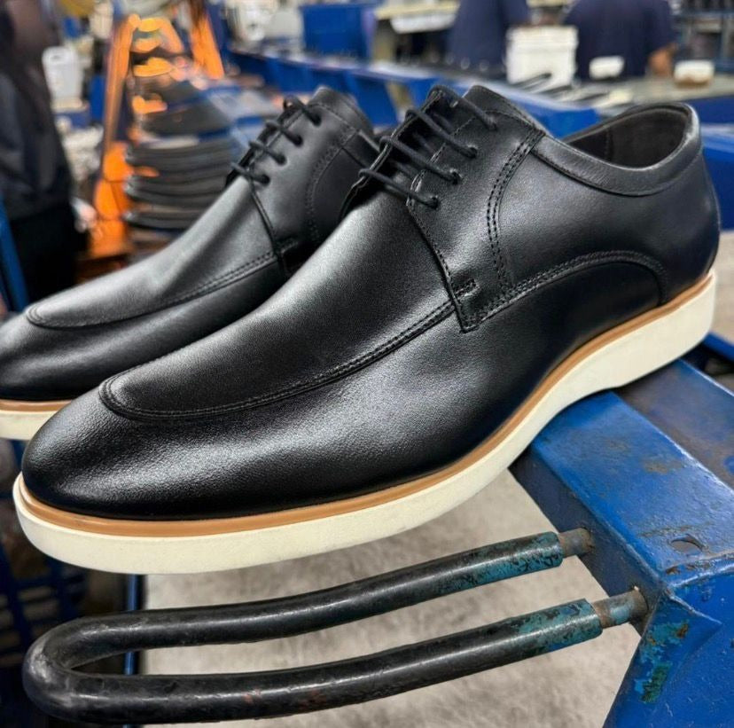 Blucher Preto